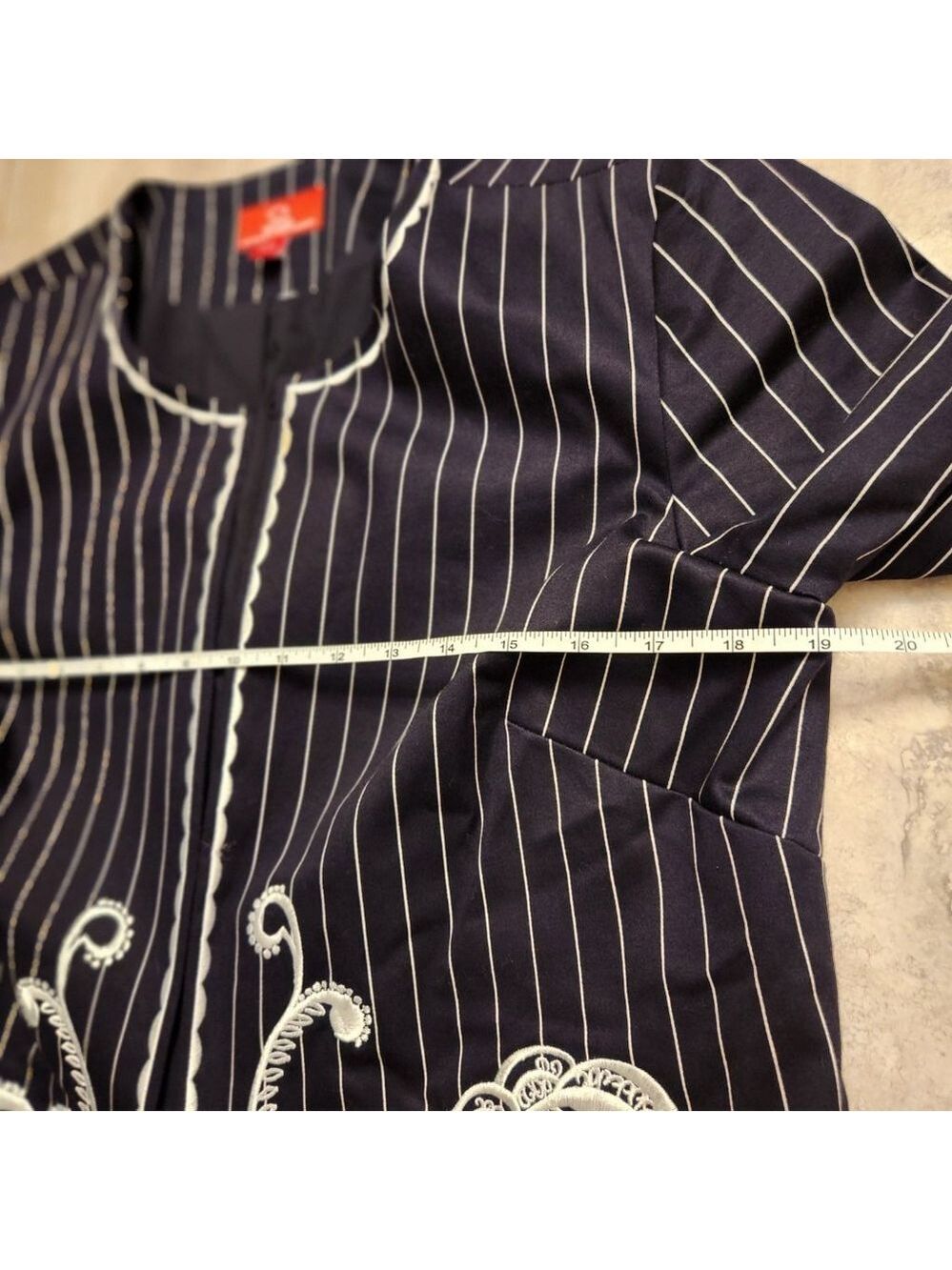 Oscar de la Renta Navy Blue Pinstripe Embroidered Floral Pantsuit Sz: 10 cotton - Picture 9 of 14